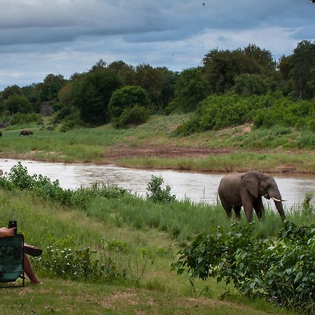 Maninghi Lodge Hoedspruit Buitenkant foto