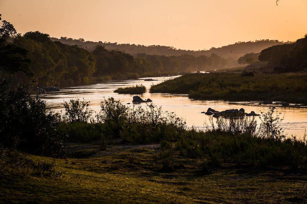 Maninghi Lodge Hoedspruit Buitenkant foto