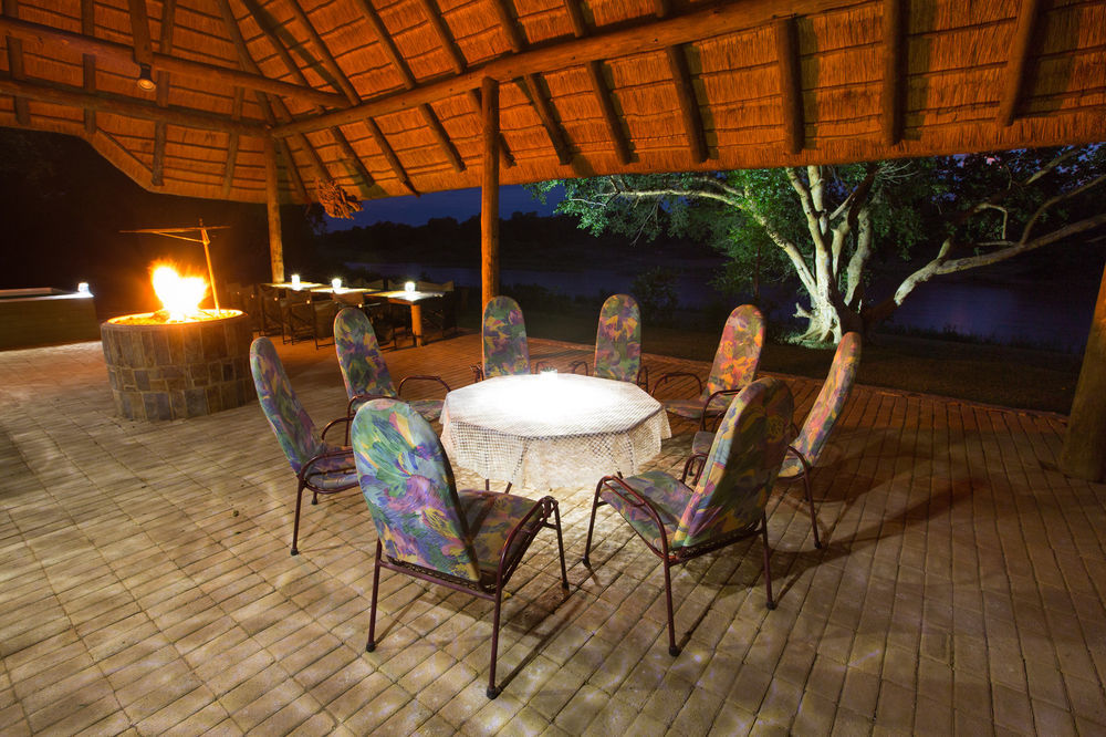 Maninghi Lodge Hoedspruit Buitenkant foto