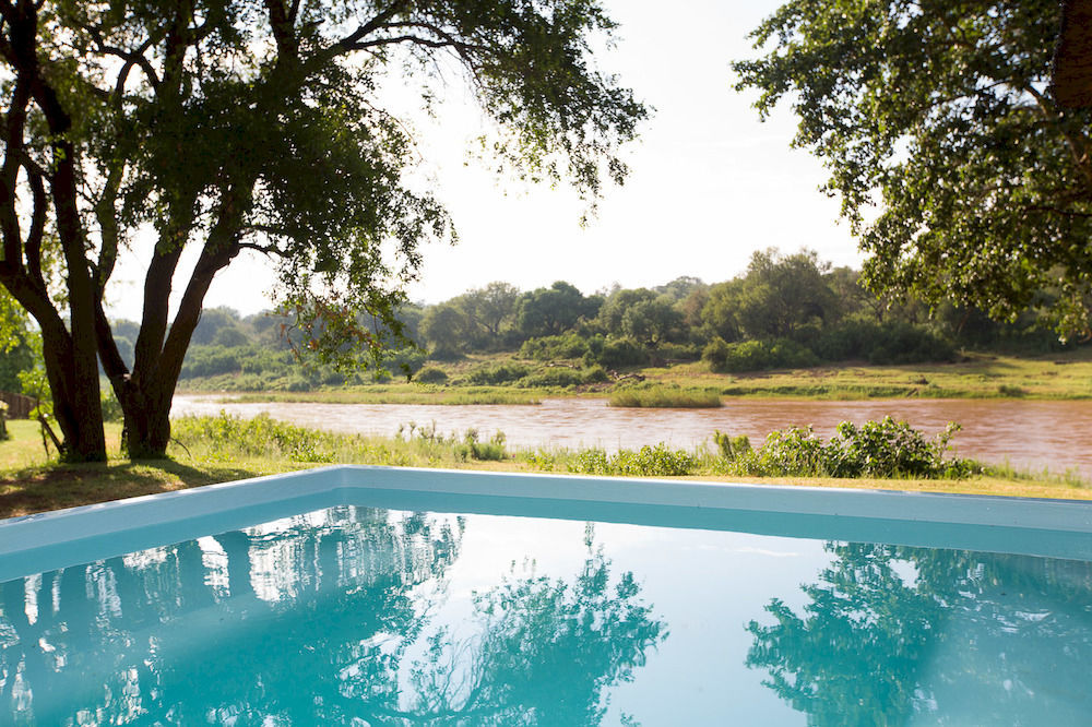 Maninghi Lodge Hoedspruit Buitenkant foto